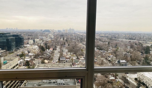 Condo Apartment in North York, Yonge & Sheppard subway station