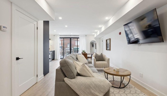 Condo for 4 Overlooking Downtown Collingwood