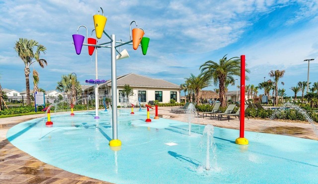 Condo hotel Villa near Disneyworld fit up to 10 people 3 bedroom 2 baths