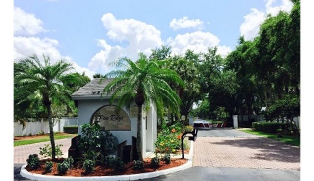 Condo in gated community in Fort Myers for long term rental (3 month minimum)
