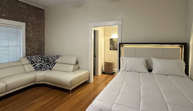 Condo in Long Beach, California