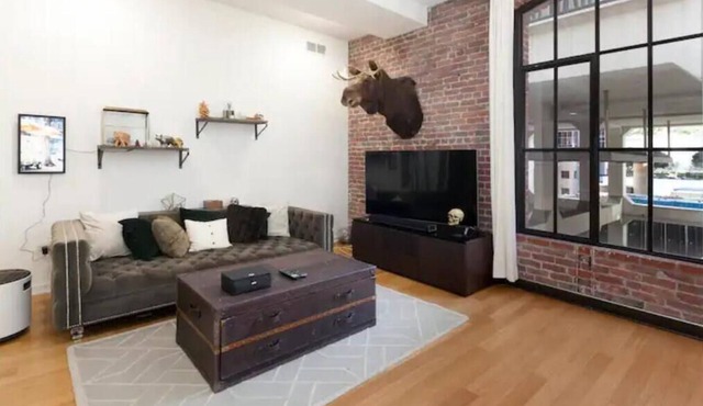 Condo in SOMA With Rooftop Deck and BBQ - San Francisco Life Real Estate