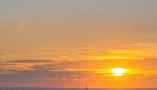 Condo in the Keys, Peaceful ocean view retreat!