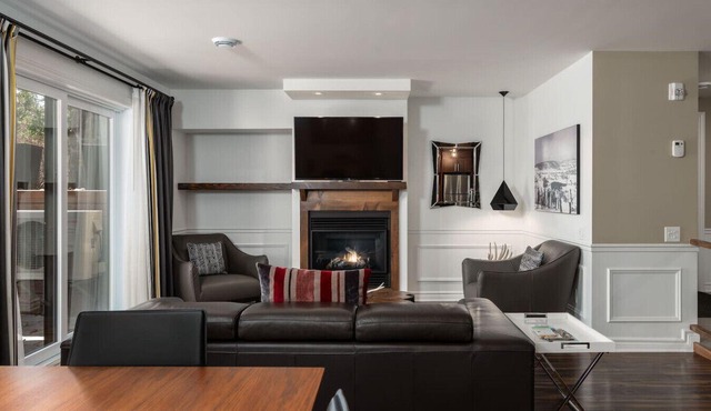 Condo luxe ski-in ski-out à St-Sauveur 2 chambres