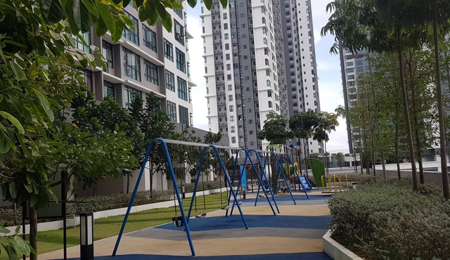 CONDO NEAR TO MALL @