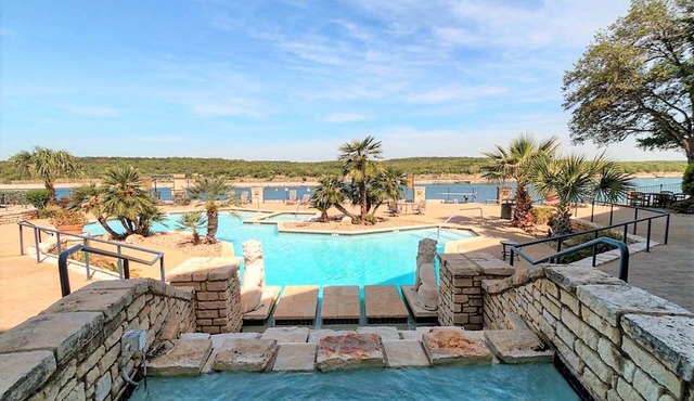 Condo on Private Island on Lake Travis with Pools, Hot Tubs, Tennis Courts, Gym, Kayaks Included