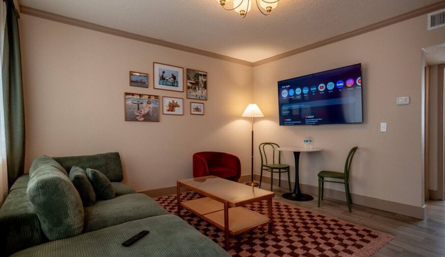 Condo On The Beach - Heated Pool - Self Check-in
