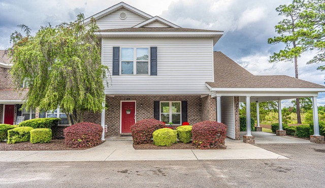 Condo overlooking Pinehurst #10 Course & only 4.8 miles from the 2024 US Open!