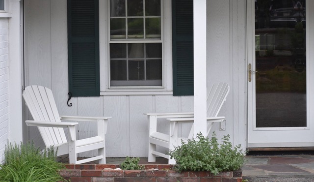 Condo Rental - Short Walk to Footbridge Beach