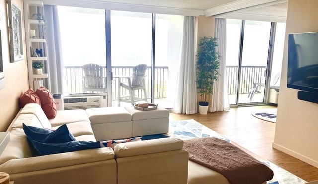 Condo right on the beach! Stunning seventh floor views!