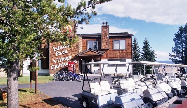 Condo Style Resort at Island Park Near Yellowstone