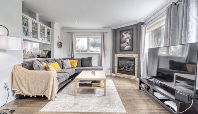 Condo très beau et tranquille au de Lachenaie/Terrebonne