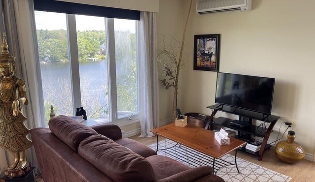 CONDO VILLA CHALET WATERFRONT EXCEPTIONAL VIEW