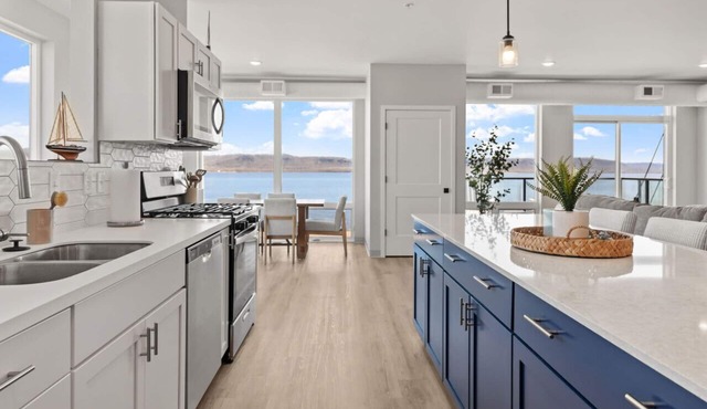 Condo with beautiful windows overlooking Lake Pepin - Attached Garage - Unit 201