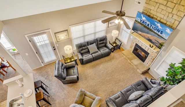 Condo with Game Room! Walk to Pool! Close to SDC!