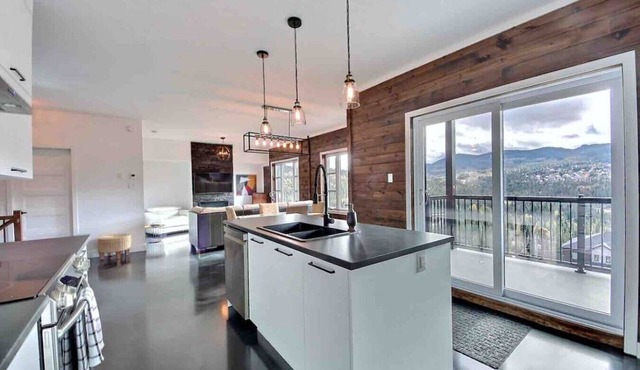 Condos Monts-Valin- 213, rue du Massif (Valinouët)