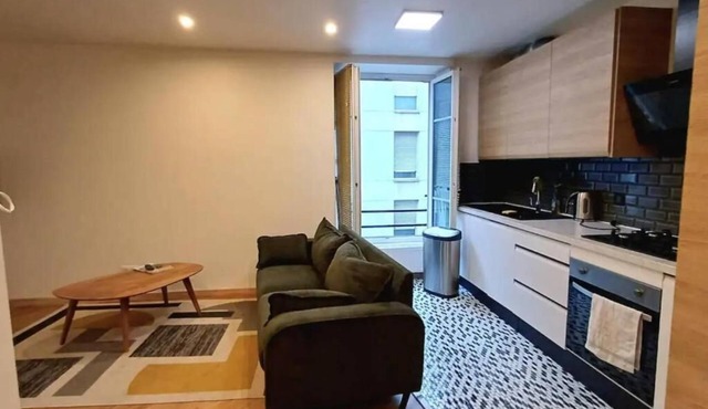 Confort & Calme à Paris - 2 Bedrooms, Idéal Famille ou Pro, Metro à 2 min