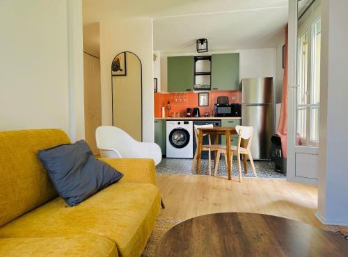 Confort et Verdure 2 Pièces Moderne avec Parking à Domont by Immo Kit Bnb