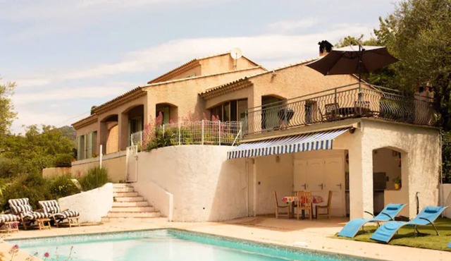 Confortable Villa Avec Piscine Privée