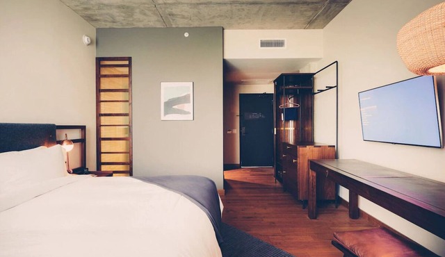 Congress Suite in the Heart of Austin’s South Congress