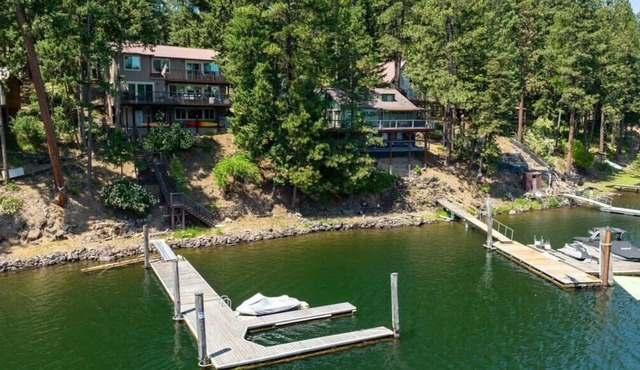 Conkling Bay Escape | Fantastic Lakefront Home