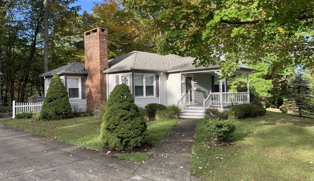 Conneaut Creek Cottage