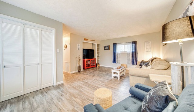 Conneaut Lake Apartment < 1 Mi to Waterfront!
