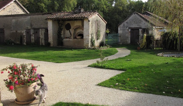 Connection NATURE! Gîte de caractère, 3*, in a Poitou farmhouse (86310),