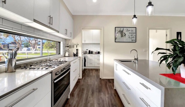 Connewarre Country Escape I Sleeps 12