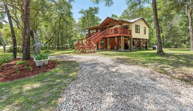 connie rivershack villas