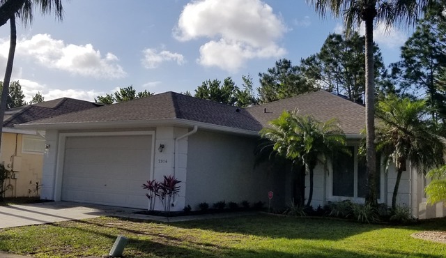 CONTACT FREE CHECK-IN/CHECK OUT - 4BR/2BA VILLA W/PVT POOL 5 MILES FROM DISNEY