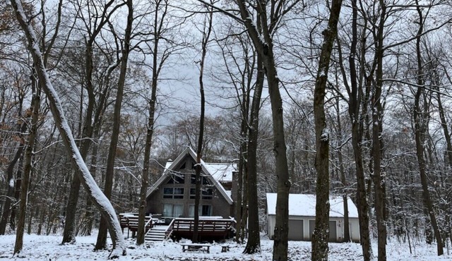 Contact Free Mtn Escape, Private Hot Tub, Fire Pit, Pet & Family Friendly