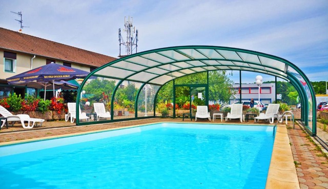 Contact Hôtel Arc-En-Ciel - Réouverture - Rénové