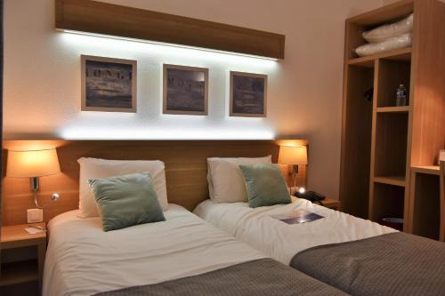 Contact Hotel Utah Beach Carentan