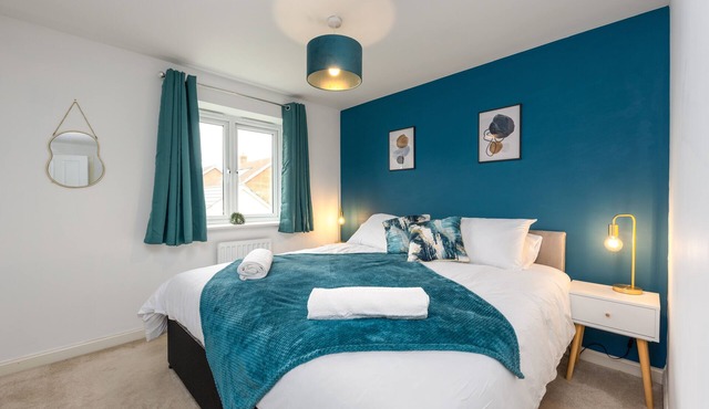 Contactors*Hospital Staff*4 Bed*Parking