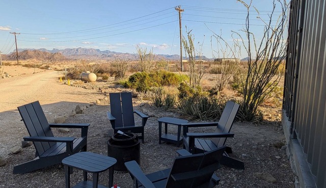Container Home @ Stardust Big Bend 5 min from Park