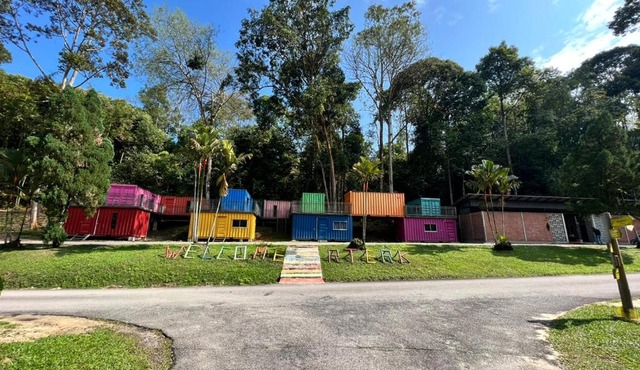 Container Stay - Resort Taman Eko Rimba Komanwel