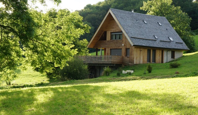 Contemporary chalet located in the mountains, on an organic agricultural estate