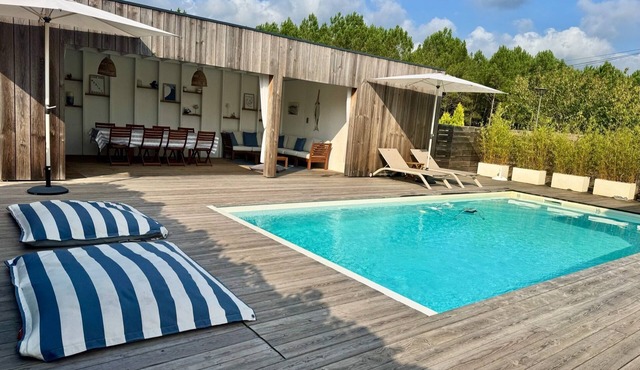 Contemporary Villa, Terrace and Pool House