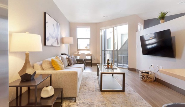 Contemporary 1BR, in unit Washer/Dryer, parking with all amenities!