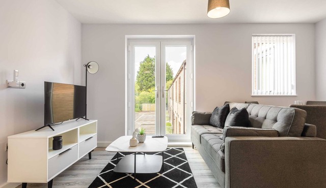 Contemporary 2 Bedroom Home in York