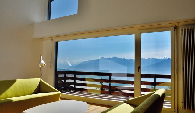 Contemporary an luxury apartment