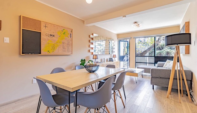 Contemporary chic near WTC | Terrace