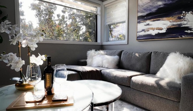Contemporary Comfort | Centrally Located Gem