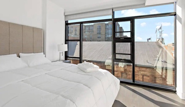 Contemporary | Downtown | Views | Luxury