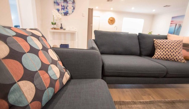 Contemporary ‘Esprit’ with river reserve access