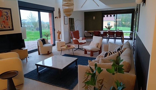 Contemporary family home - 20min from Honfleur