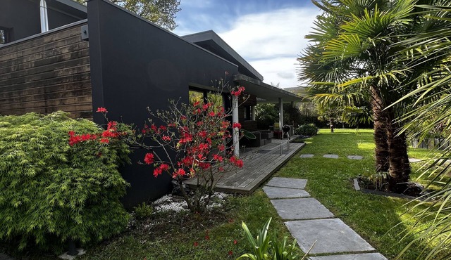 Contemporary family home