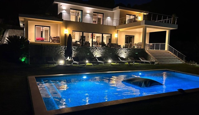 Contemporary house with an outstanding view