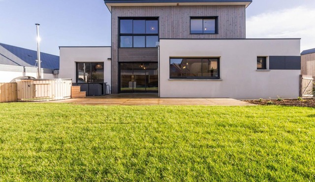 Contemporary house with private garden and terrace in Gouville-sur-Mer